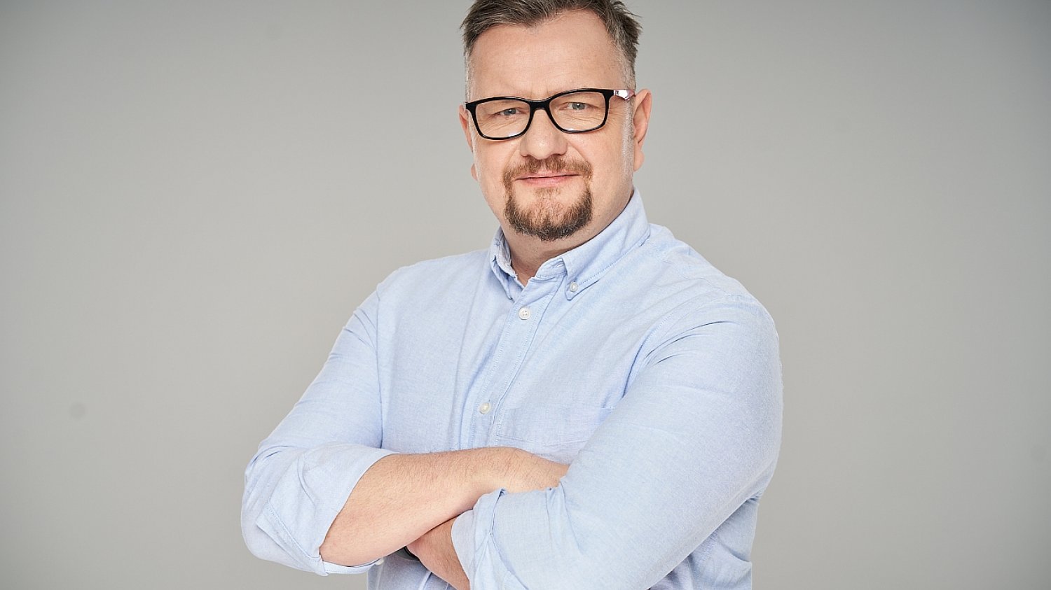 O historii polskiej sieci przychodni medycznych, modelu biznesowym, konkurencji z międzynarodowymi korporacjami, planach na przyszłość oraz wsparciu dla Ukrainy rozmawiamy z Pawłem Walickim, prezesem i założycielem Centrum Medycznego CMP