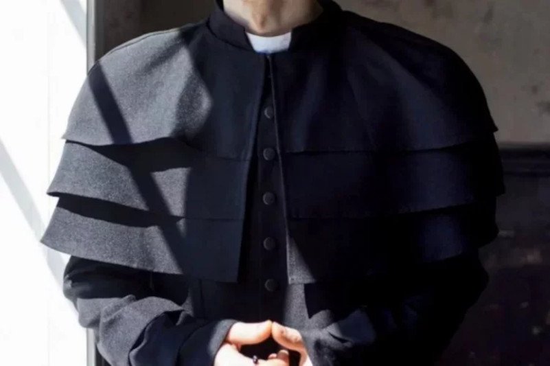 Ksiądz pedofil przebywał na wolności pomimo prawomocnego wyroku. Sąd Najwyższy podjął decyzję