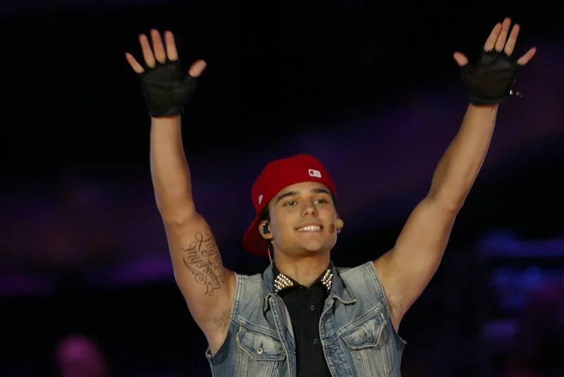 ZWYCIĘZCA BURSZTYNOWEGO SŁOWIKA I NAGRODY RMF FM ERIC SAADE NA SOPOT TOP OF THE TOPS FESTIVAL W OPERZE LEŚNEJ