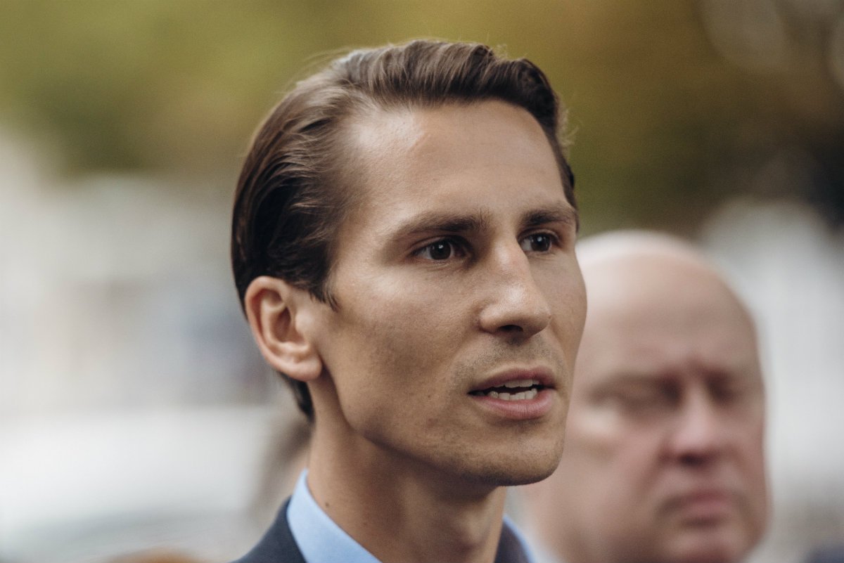 Kacper Płażyński przypomniał, że zadał Aleksandrze Dulkiewicz pięć pytań, które pozostały bez odpowiedzi. Prezydent Gdańska nazwała je polityczną hucpą i prowokacją.