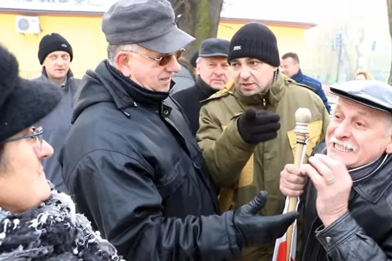 Te manifestacje pierwszy raz pokazały podział w Brzeszczach.