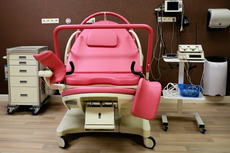 USG przezpochwowe powinno być wykonywane na fotelu ginekologicznym.