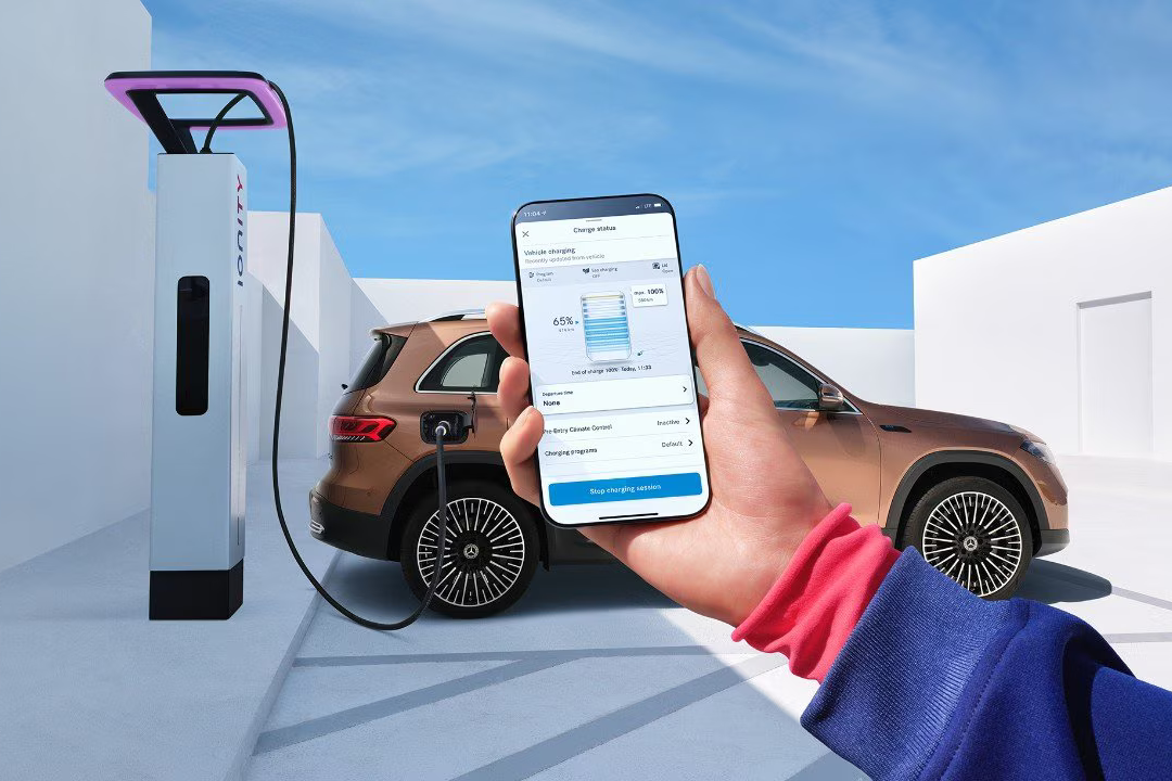 Jedna aplikacja, jedna karta, tysiące ładowarek – oto Mercedes me Charge.