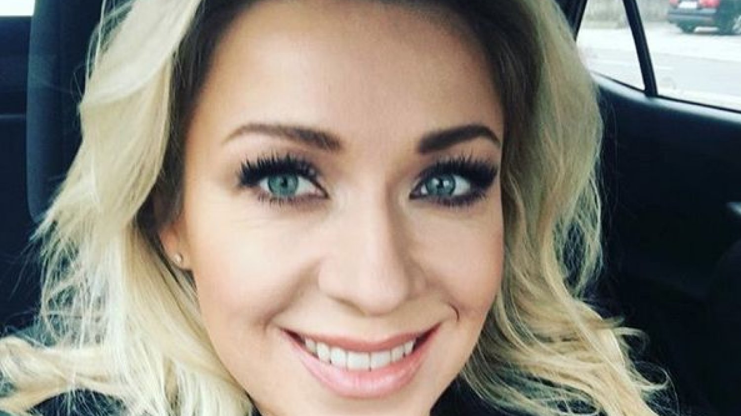 Katarzyna Cerekwicka zaprezentowała w TVP bardzo odważną kreację.
