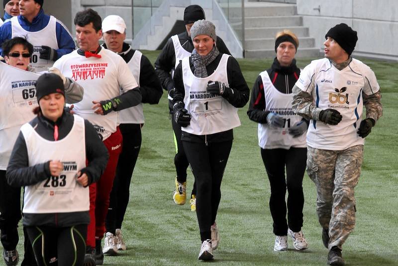 Joanna Mucha podczas niedzielnego biegu wokół Stadionu Narodowego.