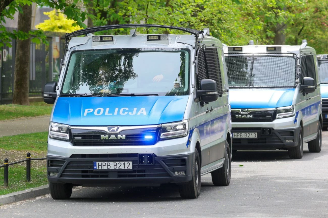 Brutalny napad na 14-latkę we Wrocławiu. Policja apeluje do obywateli.