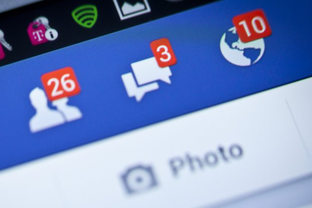 Groźny wirus udaje powiadomienie z Facebooka.