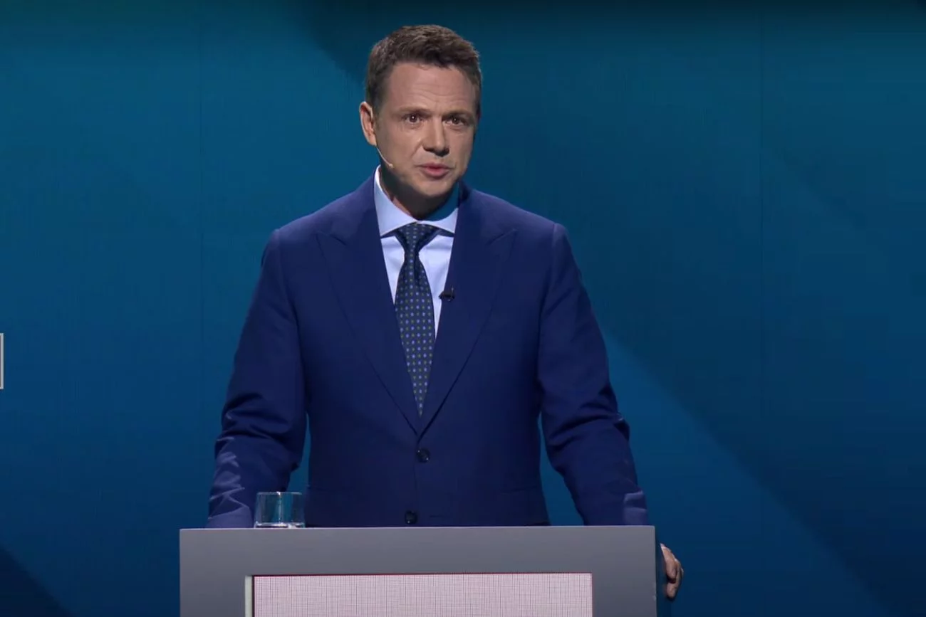 Trzaskowski od razu przeszedł do ataku. Pytał o moralne prawo Nawrockiego