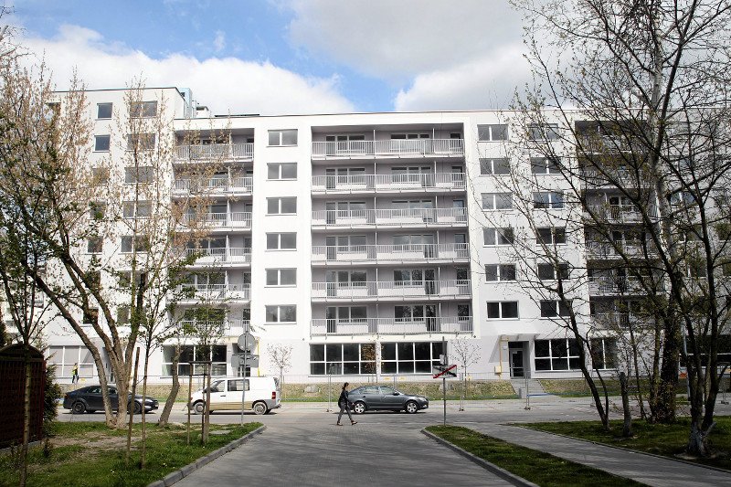 Oszczędzasz na mieszkanie do skarpety? Fiskus może zabrać ci 75 proc. pieniędzy. Przecież to ukryte dochody