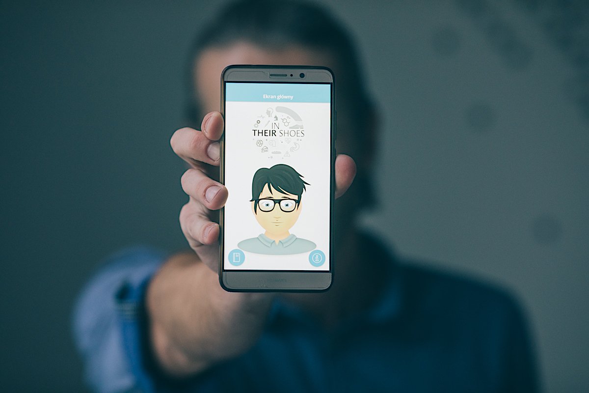 Symulacja InTheirShoes