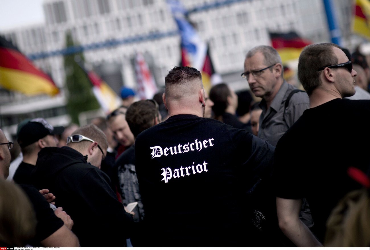 Na zdjęciu: demonstracja środowisk skrajnie prawicowych w Niemczech przeciwko migrantom.