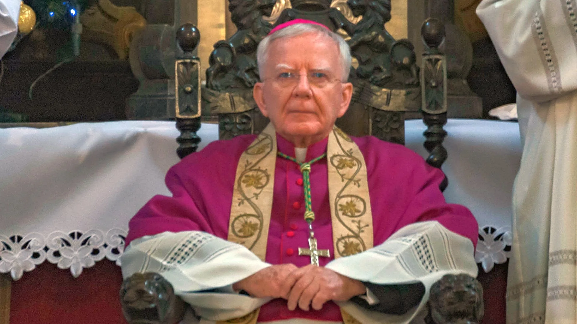 Rzymski policzek dla abp. Jędraszewskiego. Watykan przywraca usuniętego księdza abp Marek Jędraszewski