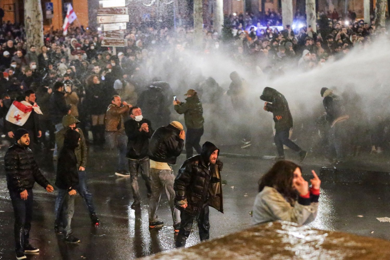Na ulicach Tbilisi wybuchły masowe protesty.