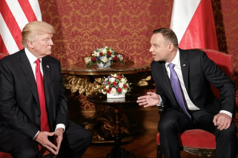 Doradca prezydenta USA potwierdził, że planowane jest spotkanie Dudy z Trumpem.