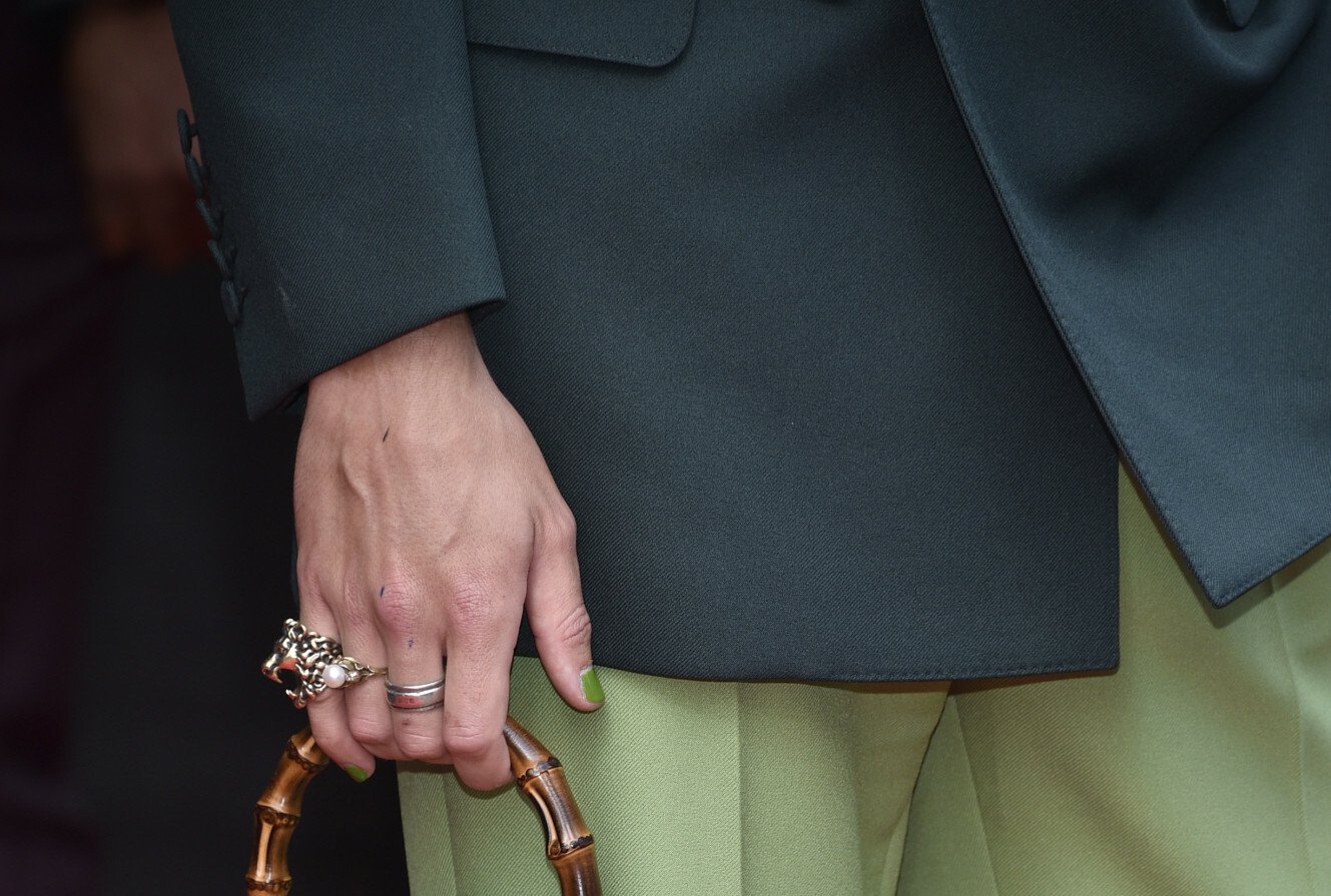 Wygląda na to, że trend noszenia męskiej biżuterii wreszcie przebił się do mainstreamu