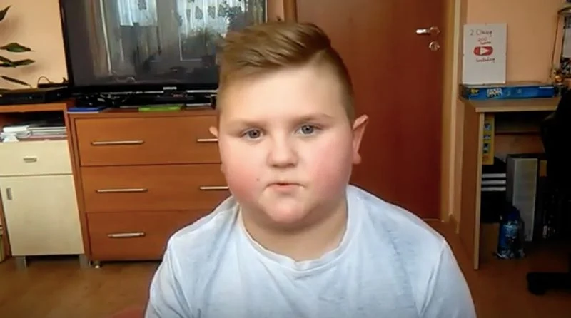 Marcin ma 14-lat i od kilku prowadzi kanał na YouTube "Zwariowany Marcin".