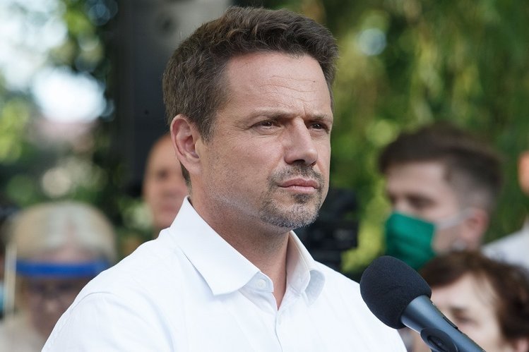 Trzaskowski twierdzi, że awaria w "Czajce" jest konsekwencją decyzji poprzednich władz. Awaria w oczyszczalni "Czajka". Rafał Trzaskowski zwrócił się z do rządu z prośbą o wykorzystanie mostu pontonowego.