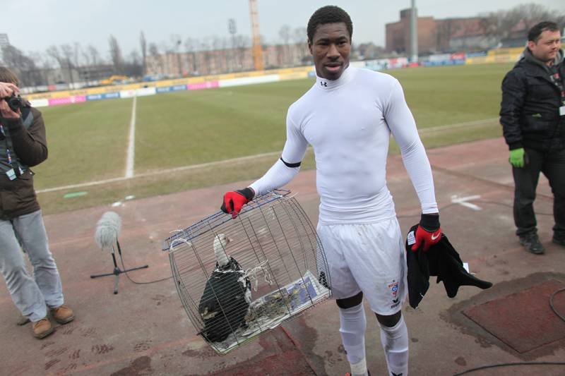 Prejuce Nakoulma - pod względem wypowiadania się piłkarz jakich mało.