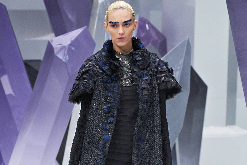Anja Rubik na pokazie Chanel PAP AW 2012