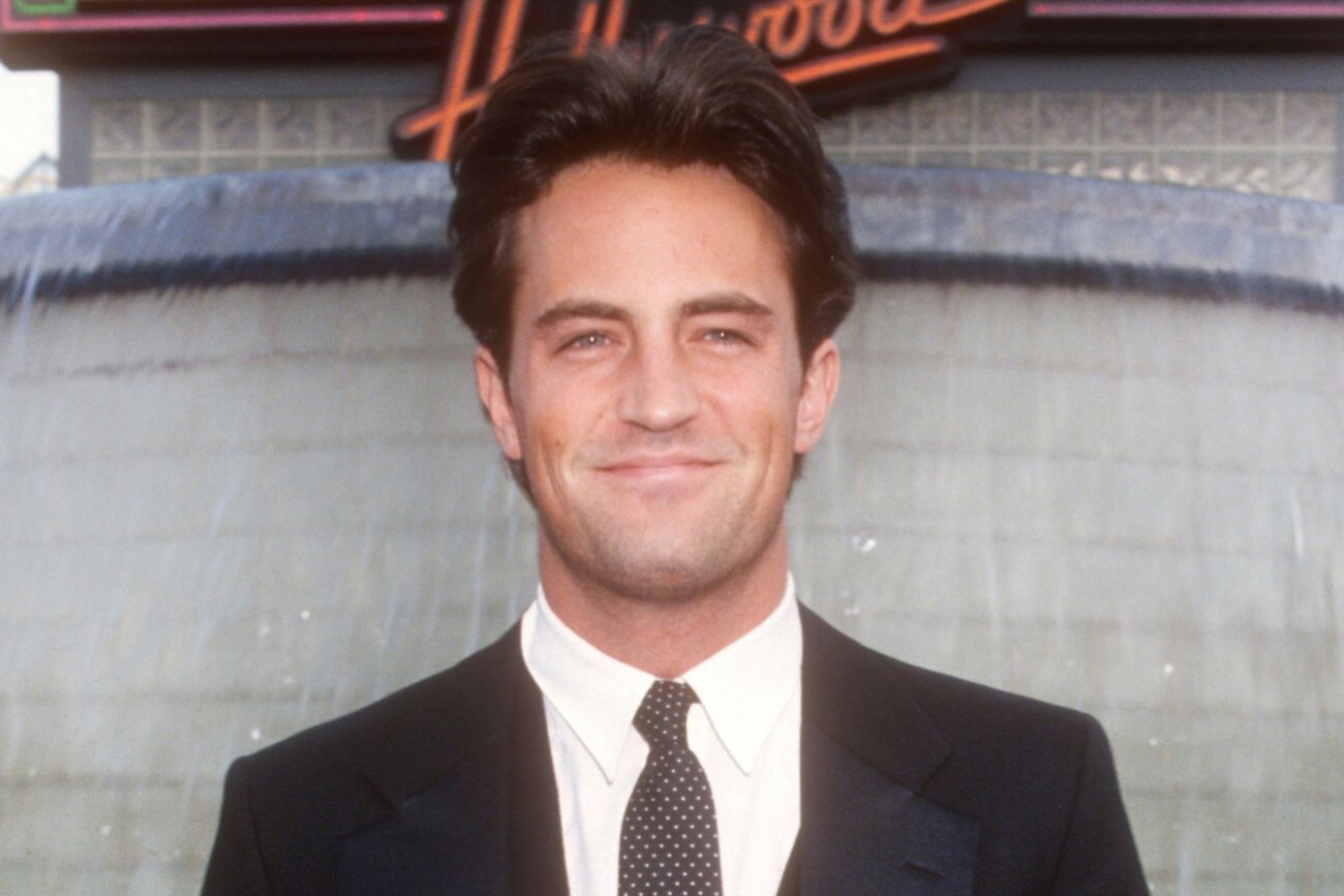 Matthew Perry nie chciał, by Chandler zdradził Monikę w serialu "Przyjaciele".