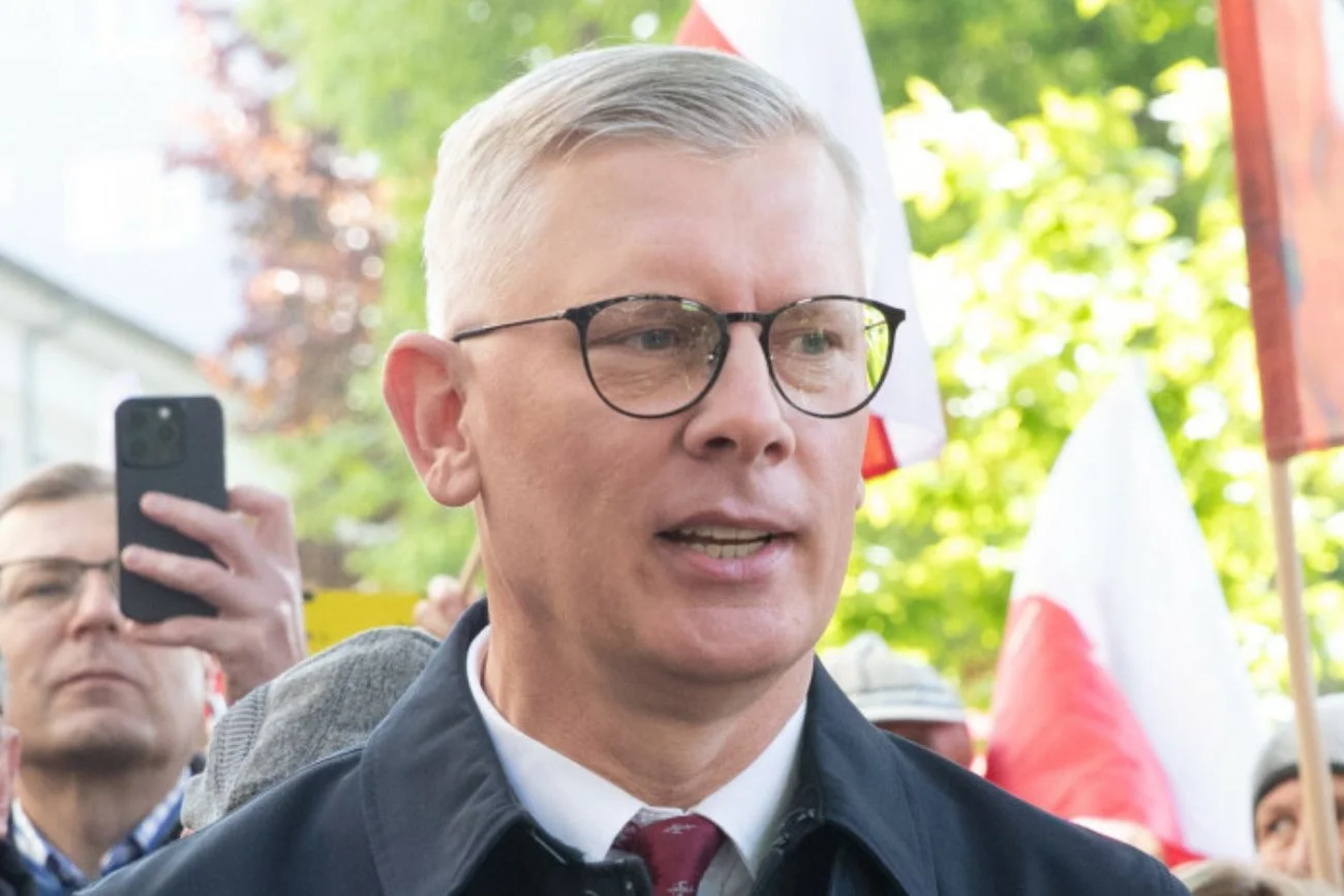 Prokuratura postawiła zarzuty Cenckiewiczowi. "Niczego nie żałuję". Prokuratura postawiła zarzuty Cenckiewiczowi. Grozi mu do 10 lat więzienia.