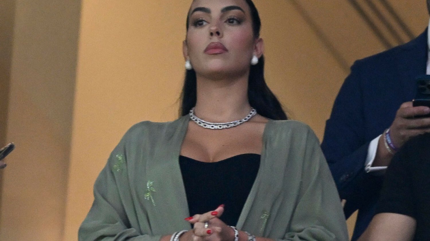 Dzieci Cristiano Ronaldo były bite? Georgina w poruszającym wyznaniu.