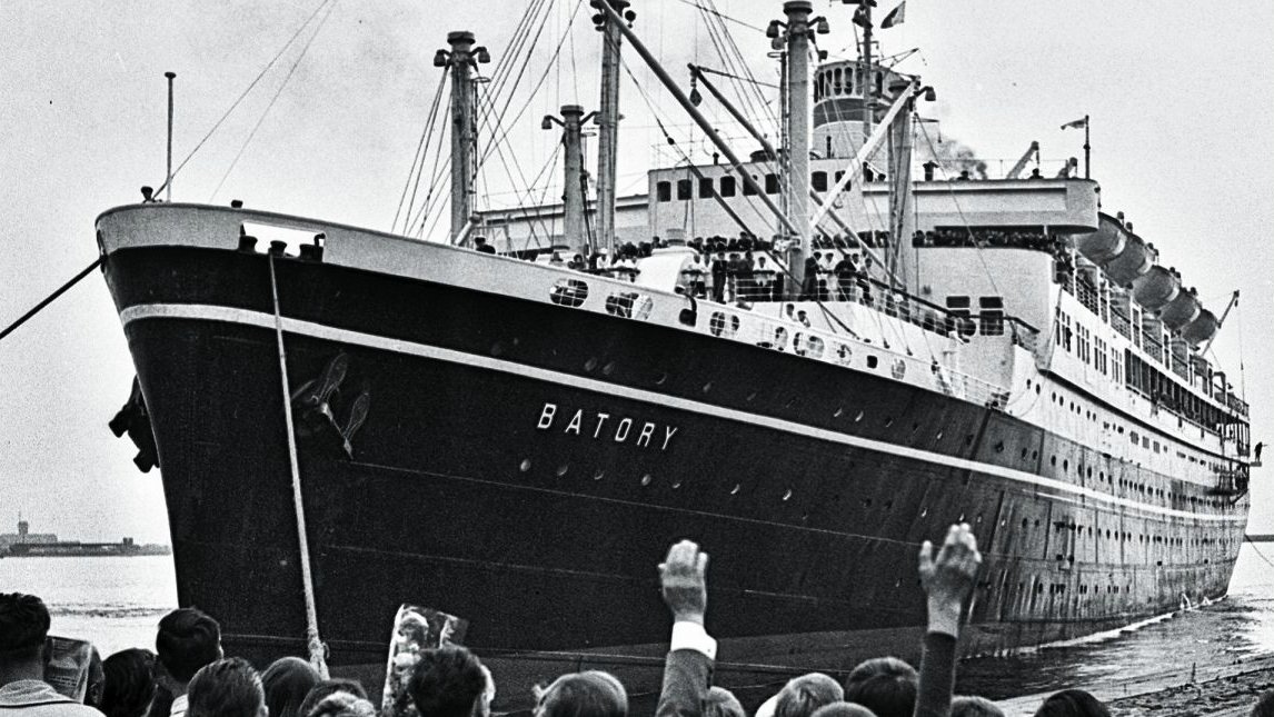 Statek Batory, zdjęcie archiwalne