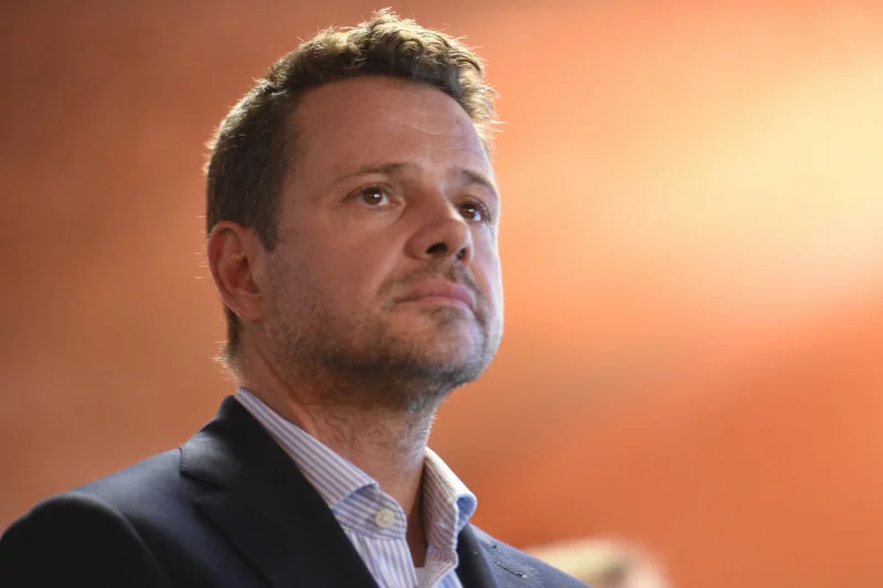 Rafał Trzaskowski apeluje: "Uważajcie na siebie i nie lekceważcie COVID-u".