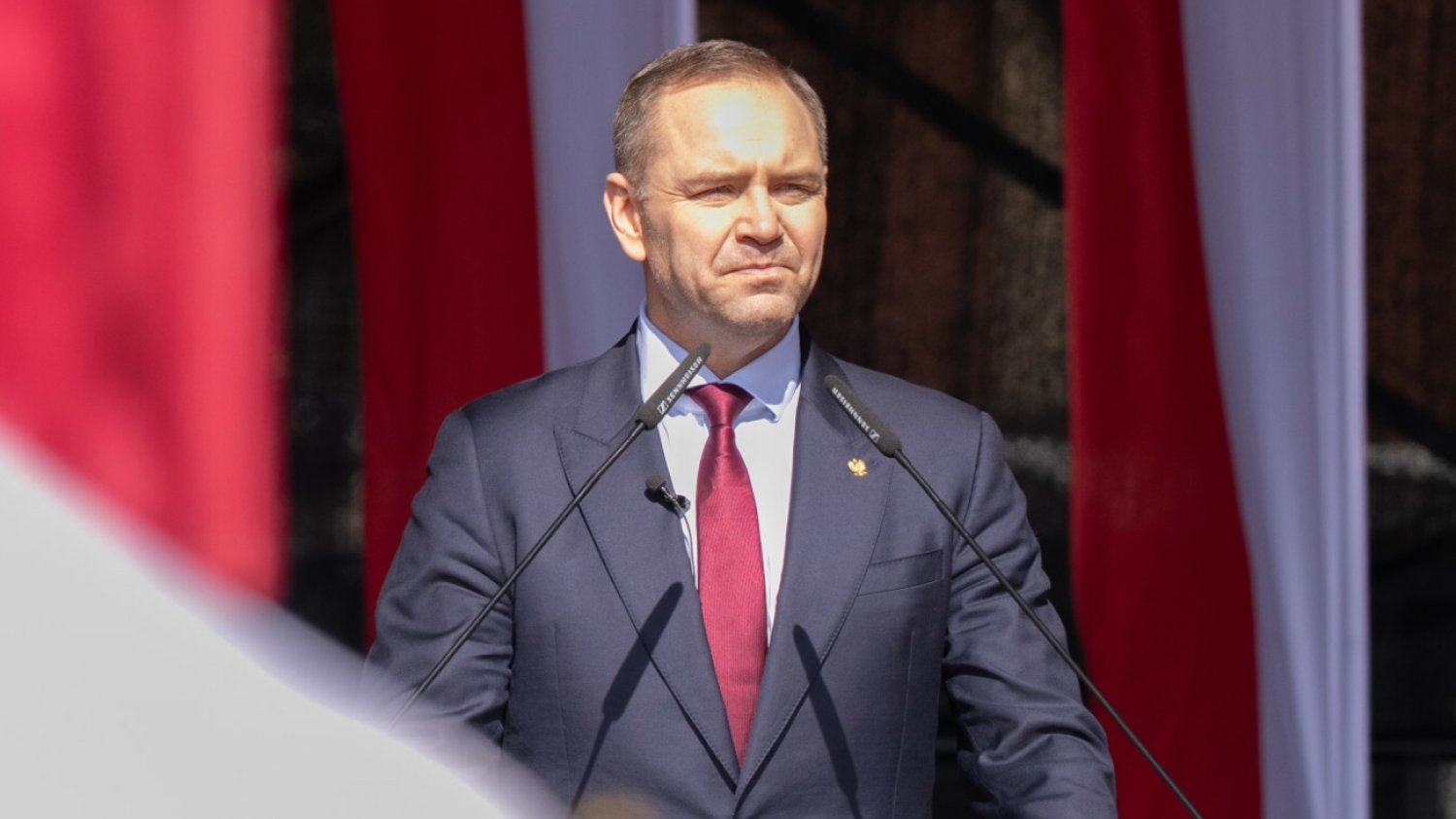 Afera mieszkaniowa Karola Nawrockiego. Jak zapłacono za kawalerkę Jerzego Ż. ?
