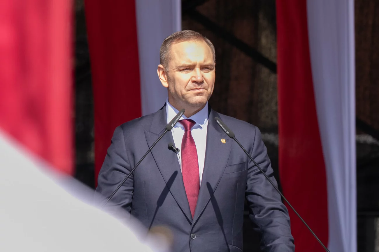Afera mieszkaniowa Karola Nawrockiego. Jak zapłacono za kawalerkę Jerzego Ż. ?