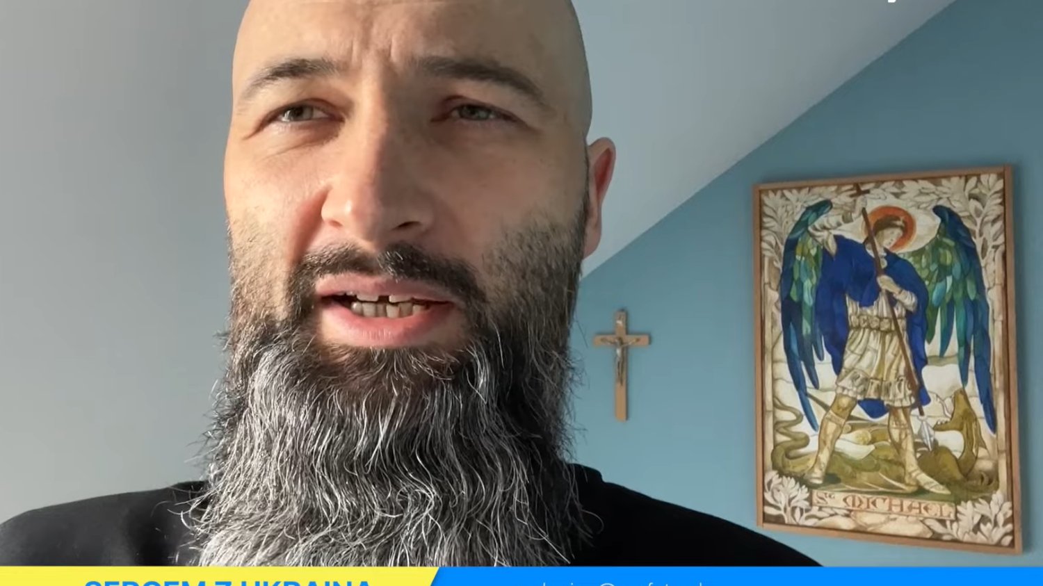 Ksiądz Michał Olszewski, prezes fundacji Profeto. "Gazeta Wyborcza" opisała, że urzędnicy toczą spór z jej władzami ws. działki w Wilanowie