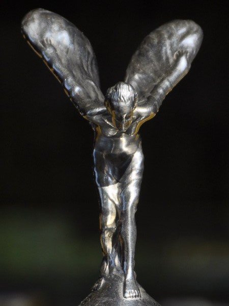 Jeden z najpiękniejszych symboli "motoryzacyjnych" (szeroko pojętych).