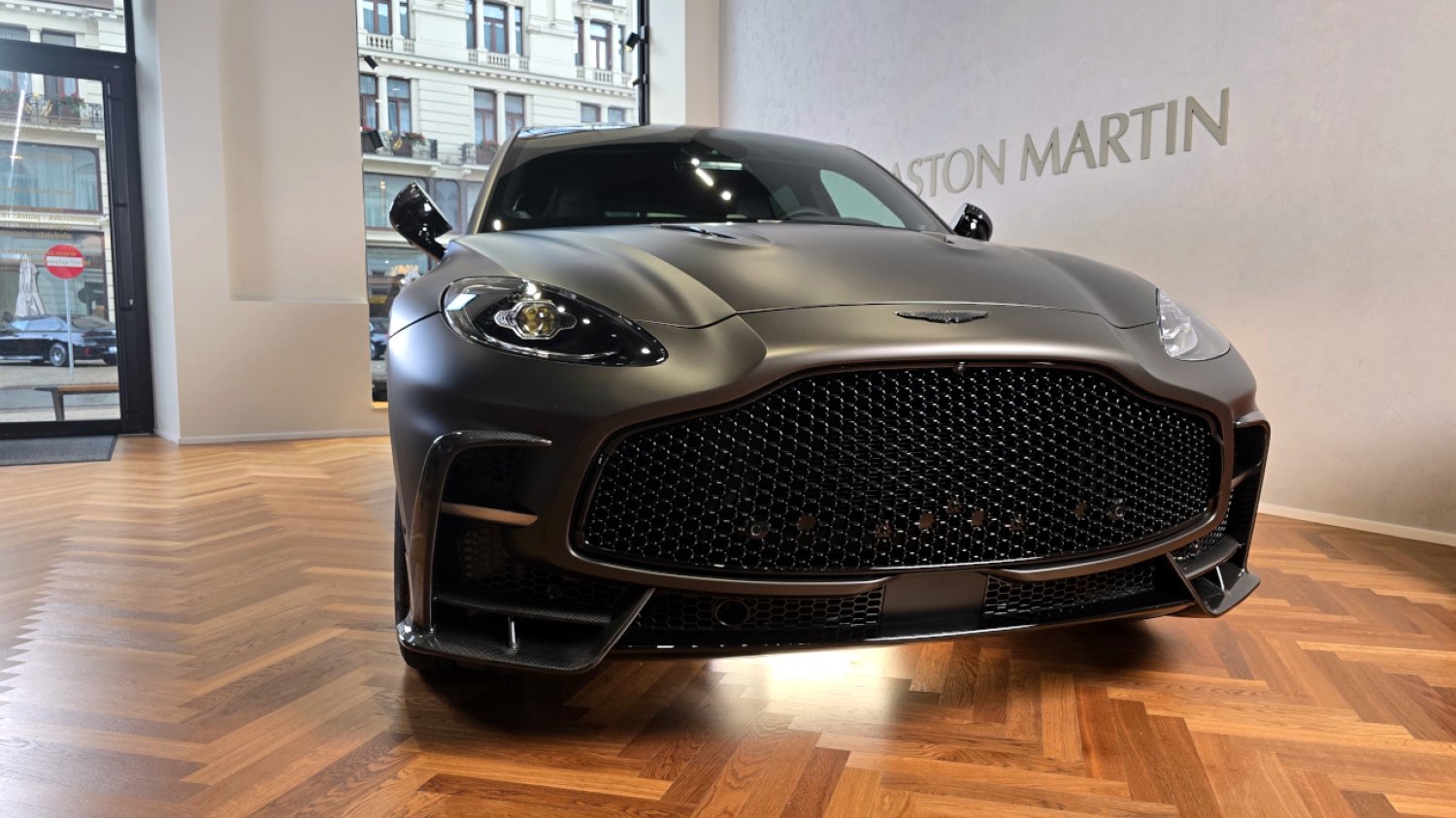 Aston Martin DBX S Aston Martin DBX S