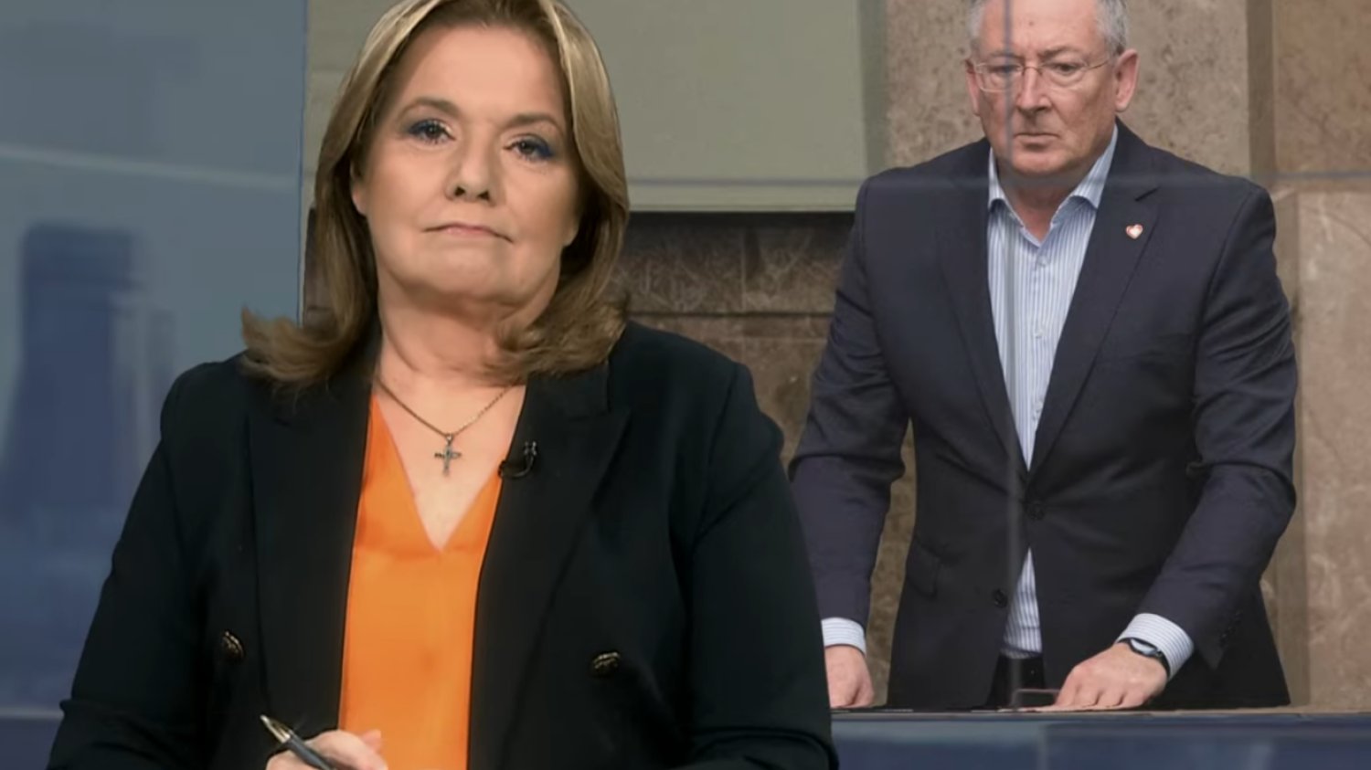 TV Republika pyta, co Sienkiewicz miał w woreczku. Minister zareagował