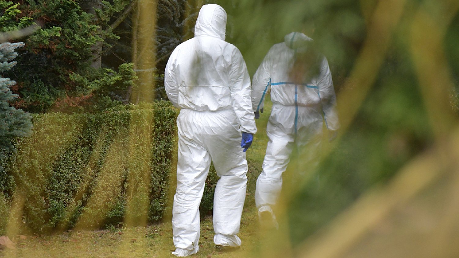 Prokuratura Okręgowa w Tarnobrzegu przekazała nowe szczegóły na temat wtorkowej tragedii w przysiółku wsi Kopki, gdzie kobieta zabiła nożem dwoje swoich małych dzieci, a później sama odebrała sobie życie. Prokuratura Okręgowa w Tarnobrzegu przekazała nowe szczegóły na temat wtorkowej tragedii w przysiółku wsi Kopki, gdzie kobieta zabiła nożem dwoje swoich małych dzieci, a później sama odebrała sobie życie.