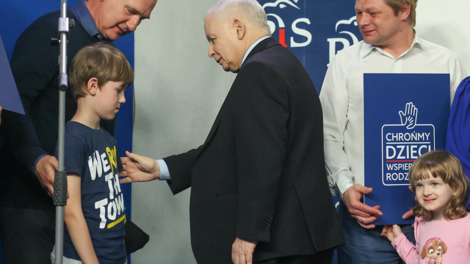 Jarosław Kaczyński podczas konferencji dotyczącej projektu "Chrońmy dzieci".