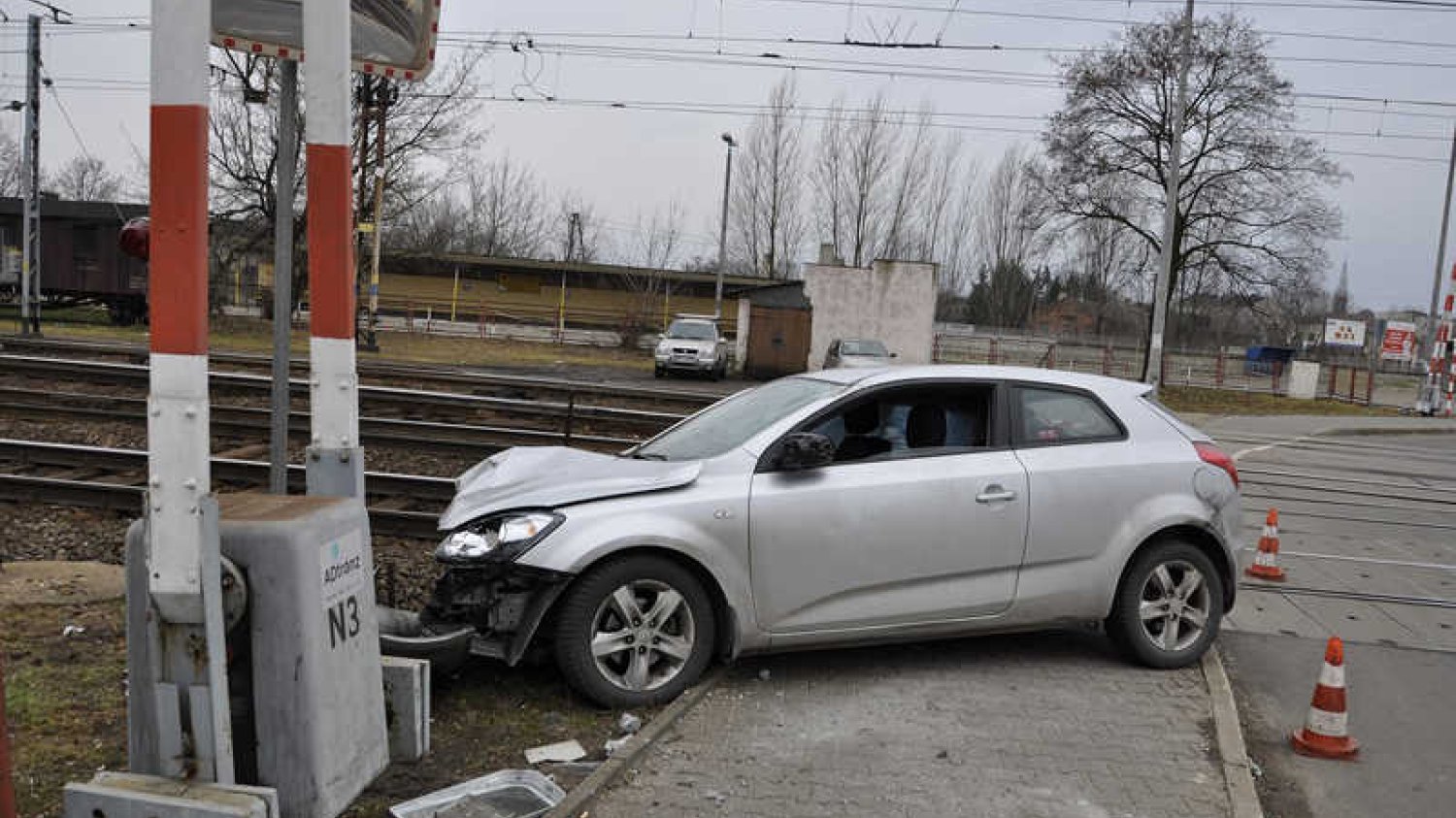 W Łowiczu pijany ksiądz potrącił kobietę.