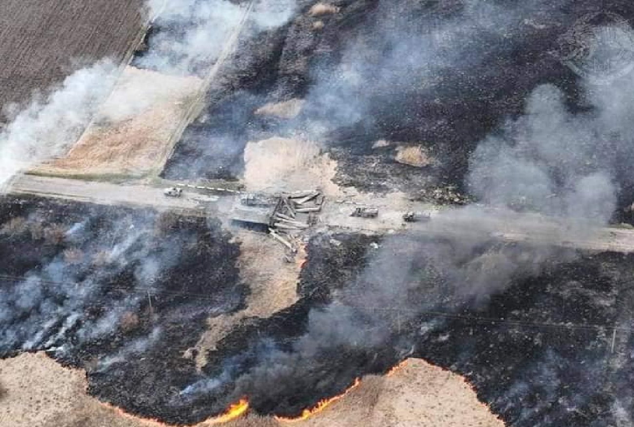 Rosyjska kolumna zmieciona z powierzchni ziemi. Ukraińcy ujawnili nagranie