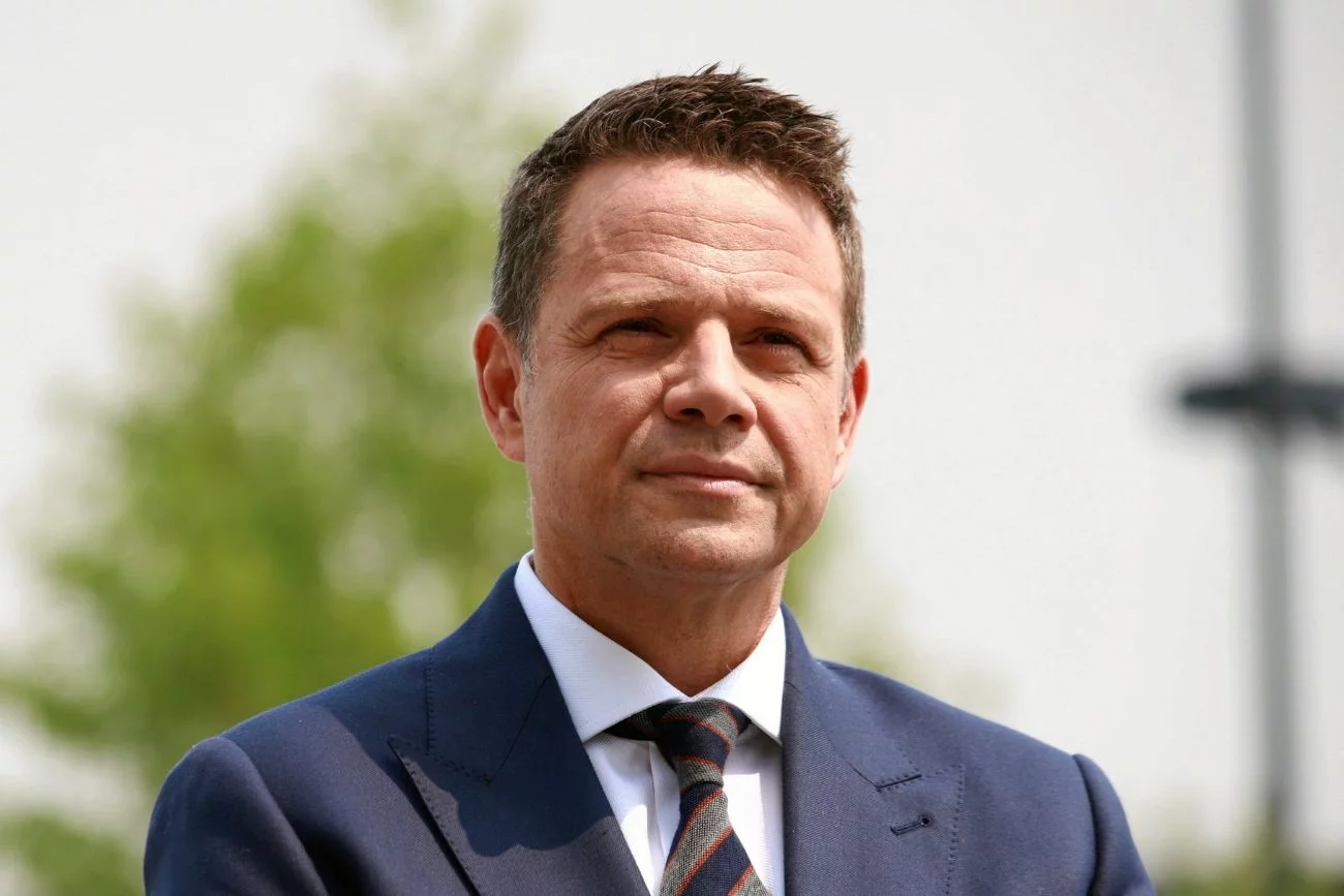 Afera śmieciowa powraca. Śledczy badają możliwą rolę Trzaskowskiego.