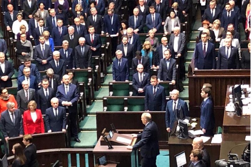 Jarosława Kaczyńskiego nie było podczas minuty ciszy ogłoszonej w Sejmie w związku z tragiczną śmiercią Pawła Adamowicza.