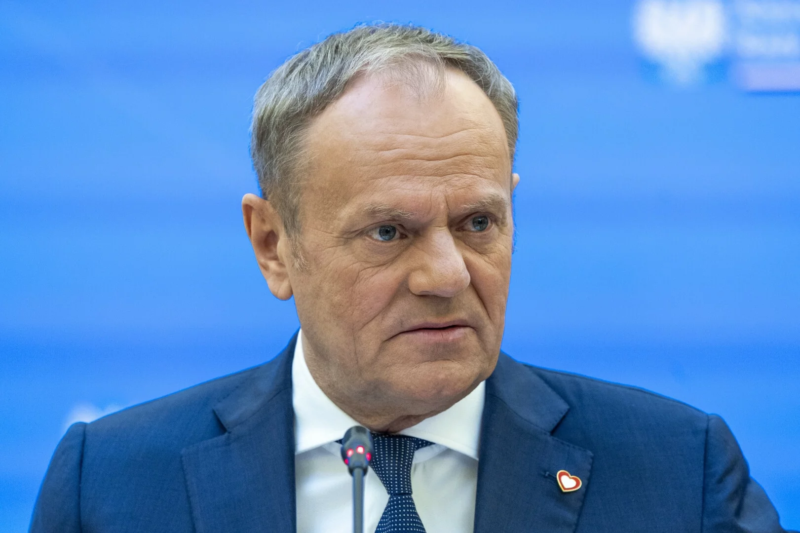 "Zaczęła się obca ingerencja w wybory". Tusk alarmuje o ataku na system PO
