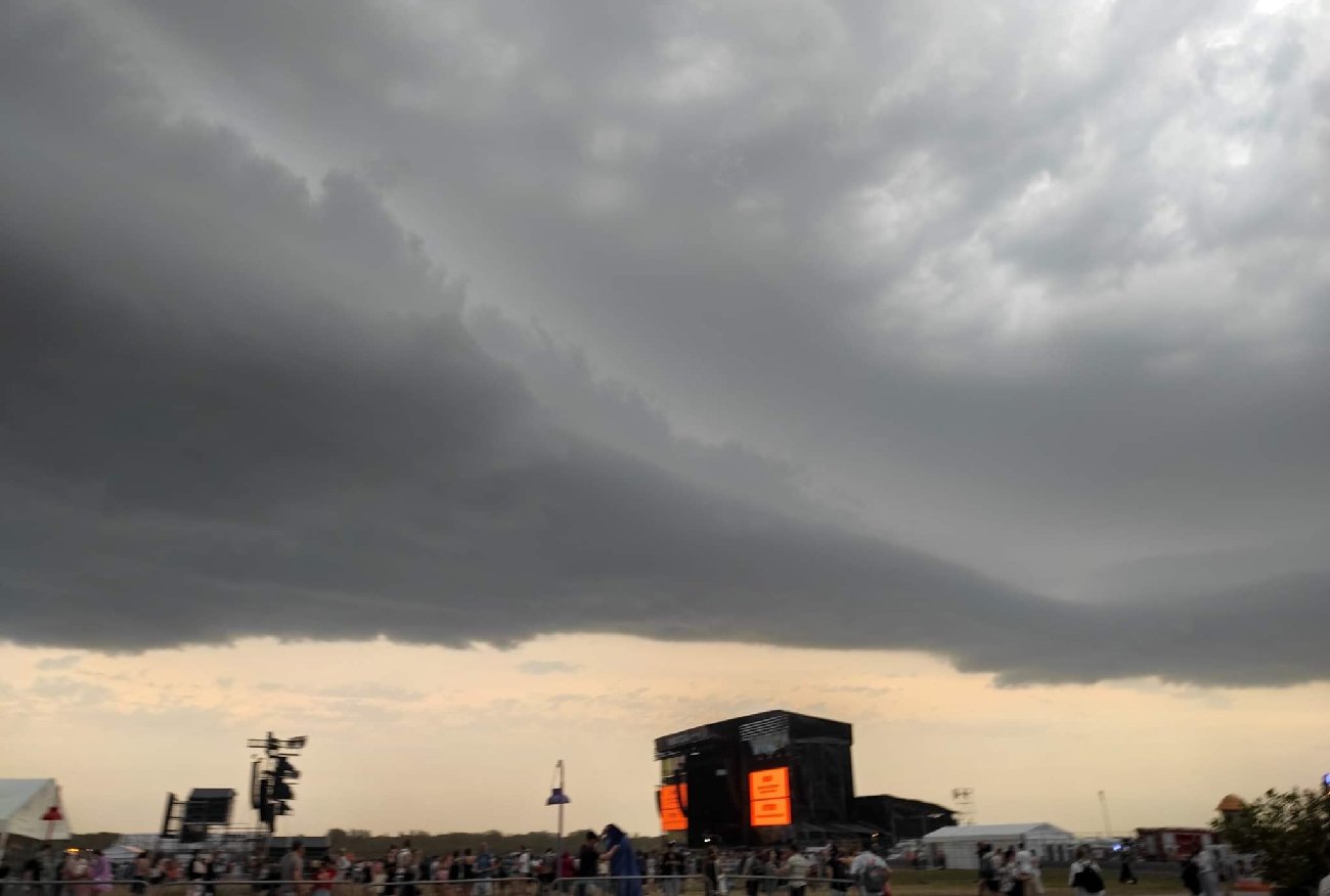 Chaos na Open'erze. Trwa ewakuacja tysięcy osób z powodu burzy