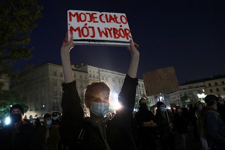 Aborcja podzieliła PO