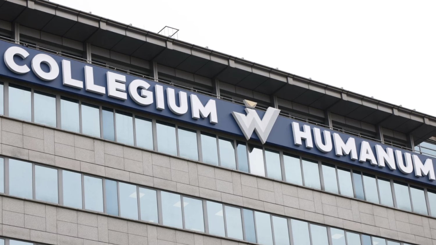 Afera w Collegium Humanum. Zatrzymano kolejne osoby, duża akcja CBA