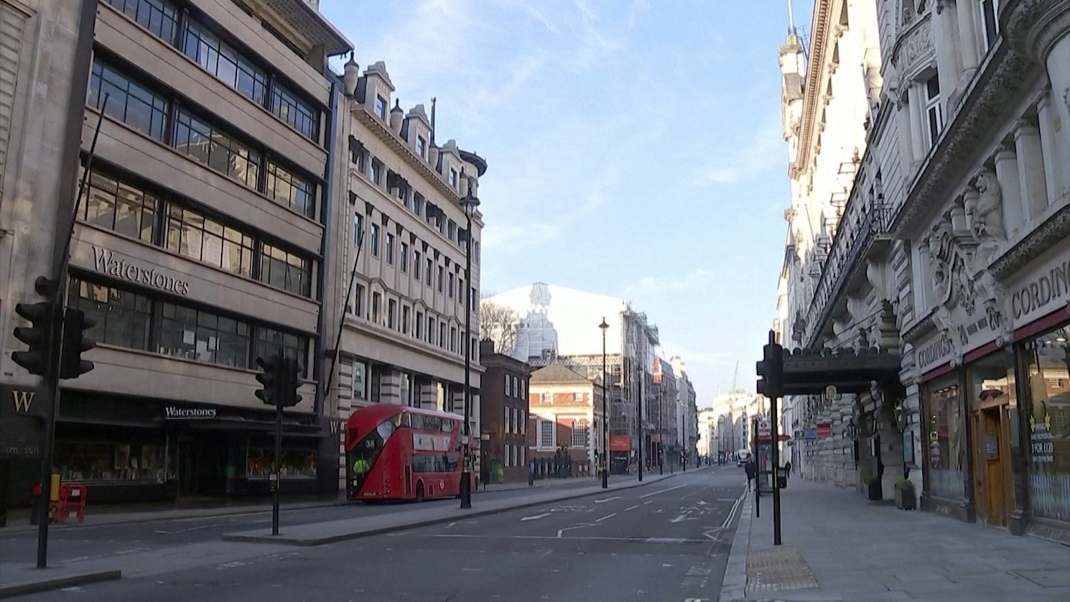 Ulice Londynu świecą pustkami