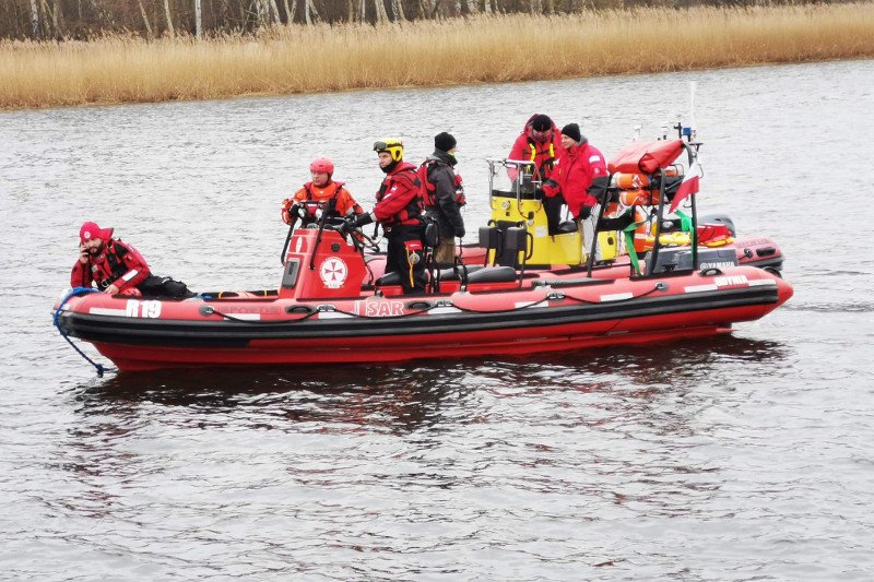 Prokuratura wszczyna śledztwo ws. tragedii w Dziwnowie. Wyłowiono ciała całej rodziny