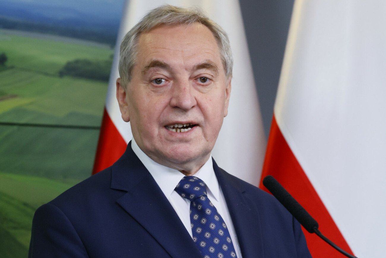 Minister rolnictwa i rozwoju wsi Henryk Kowalczyk