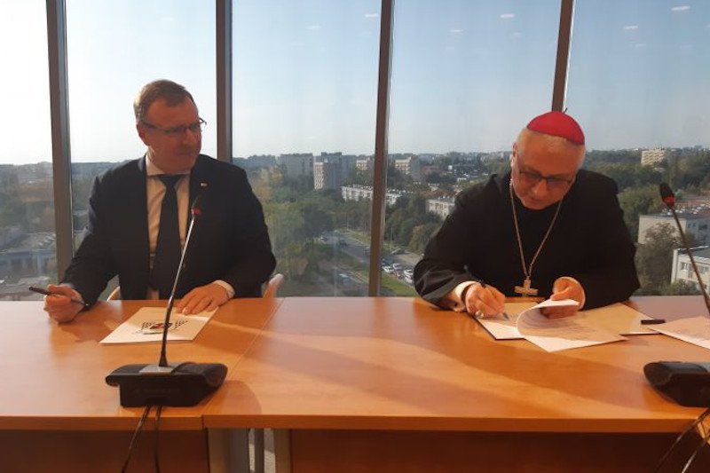 TVP podpisała nową umowę z Episkopatem Polski.
