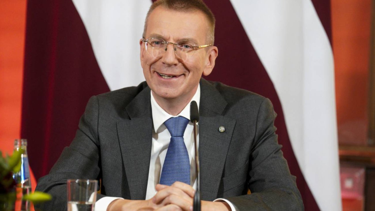 Pierwszy w UE prezydent, który otwarcie powiedział, że jest gejem