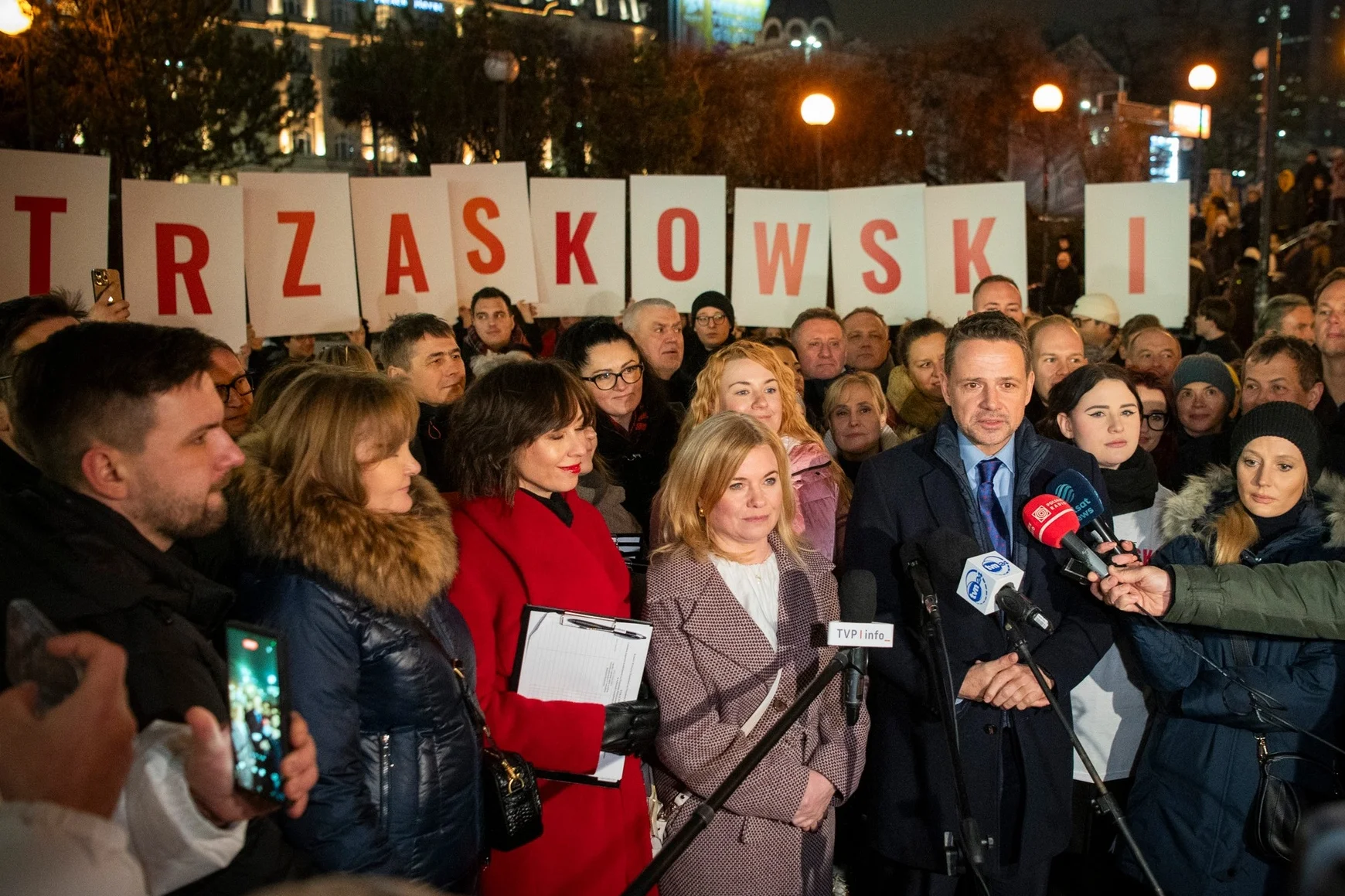 Nieprzyjemny start kampanii Trzaskowskiego. Nagle rozległy się krzyki